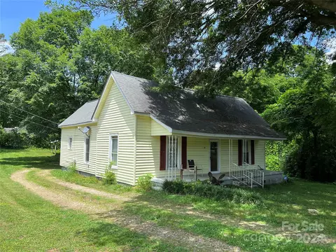 624 SW Main St, Concord, NC 28027