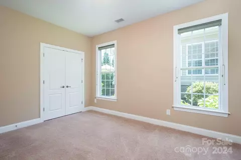 Bedroom - 18334 Glenealy Dr, Cornelius, NC 28031 photo 4 of 9