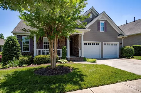 Exterior - 18334 Glenealy Dr, Cornelius, NC 28031 photo 3 of 8
