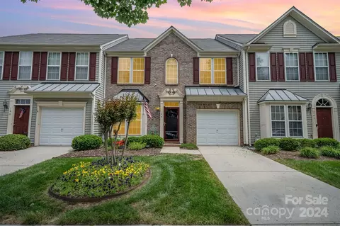 144 S Arcadian Way, Mooresville, NC 28117