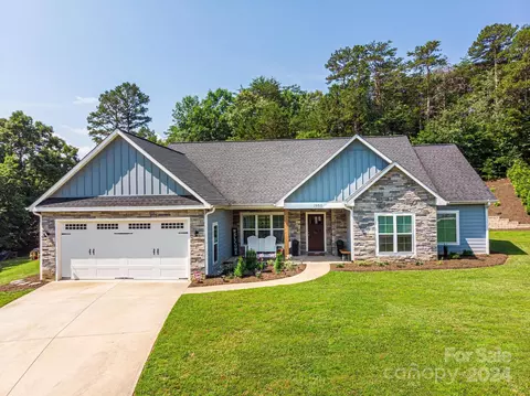 1950 45th Avenue Ne Pl NE, Hickory, NC 28601