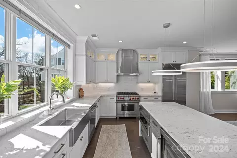 1228 Cotswold Pl, Charlotte, NC 28211