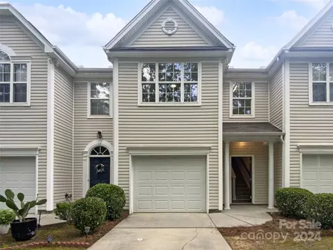 7518 Abigail Glen Dr, Charlotte, NC 28212