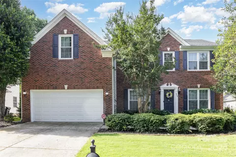 9418 Shepparton Dr, Huntersville, NC 28078