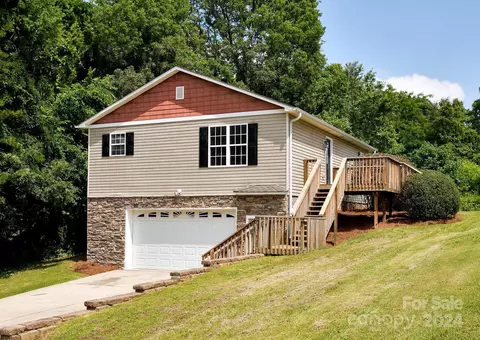 911 S Yadkin Ave, Spencer, NC 28159