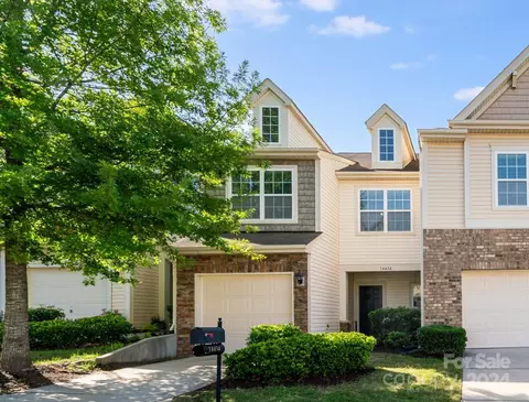 14434 Glendon Hall Ln, Charlotte, NC 28262