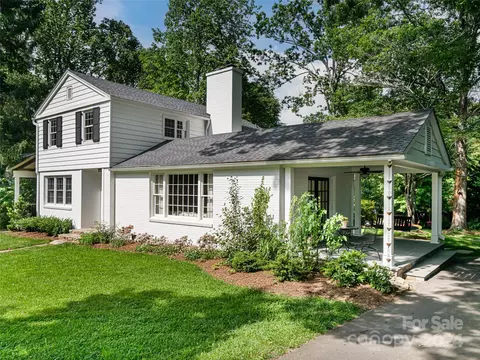 20 White Oak Rd, Asheville, NC 28803