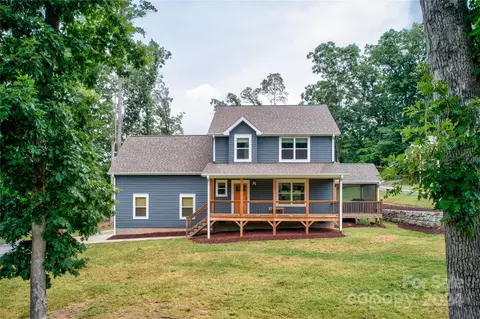 137 Ivey Farms Rd, Candler, NC 28715