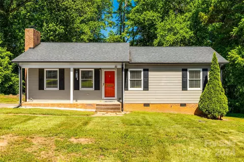 4205 Wrentree Dr, Dallas, NC 28034