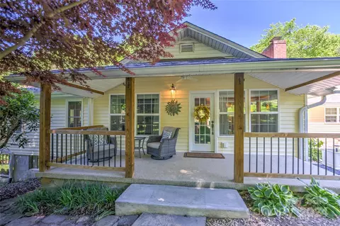 492 Paint Fork Rd, Barnardsville, NC 28709