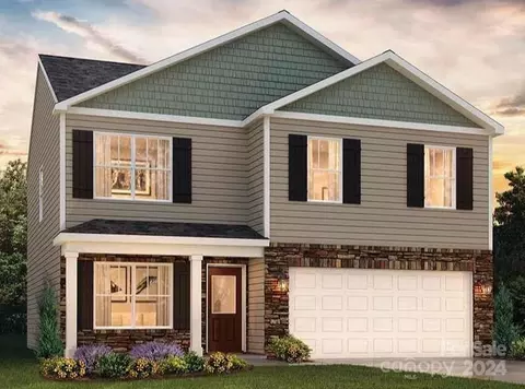 8192 Kennesaw Dr, Gastonia, NC 28056