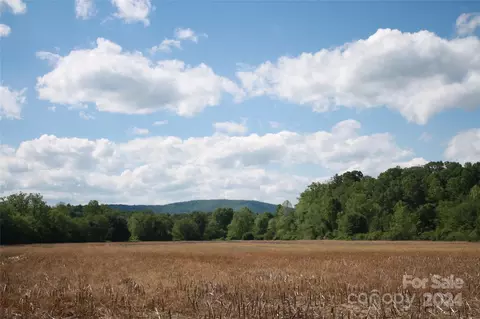 00000 Cummings Rd, Hendersonville, NC 28792