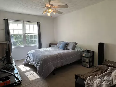 Bedroom - 4886 Sandstone Dr, Conover, NC 28613 photo 5 of 5