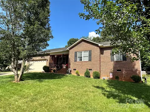 Exterior - 4886 Sandstone Dr, Conover, NC 28613 photo 3 of 3