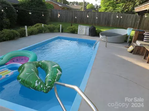 444 Jenny St, Gastonia, NC 28054