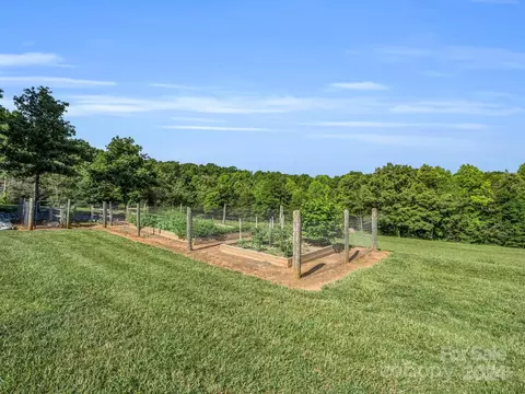 Exterior - 242 S Mountain Rd, Bostic, NC 28018 photo 6 of 12