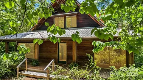 239 Larsen Ln, Tryon, NC 28782