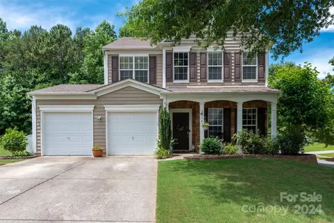 2230 Blueberry Ridge Rd, Matthews, NC 28105