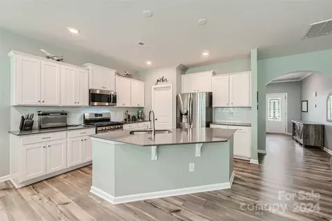 Kitchen - 3071 Windhaven Ln, Tega Cay, SC 29708 photo 1 of 3