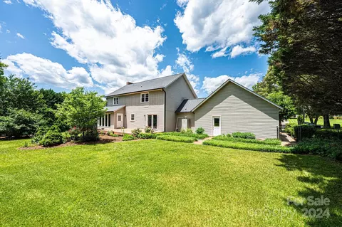 Other - 4044 Pinecrest Dr, Hickory, NC 28601 photo 7 of 10