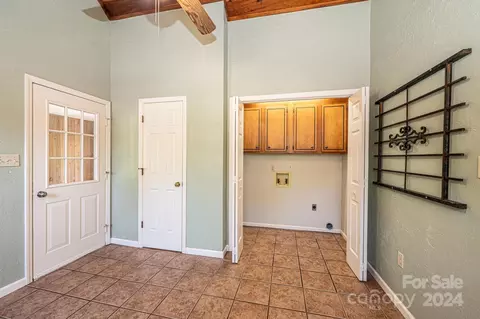 Other - 4044 Pinecrest Dr, Hickory, NC 28601 photo 4 of 10