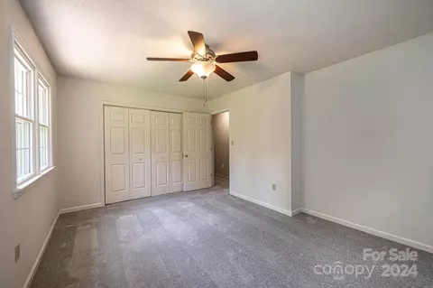 Bedroom - 4044 Pinecrest Dr, Hickory, NC 28601 photo 2 of 6