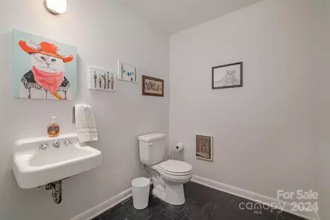 Bath - 4081 Section House Rd, Hickory, NC 28601 photo 4 of 4