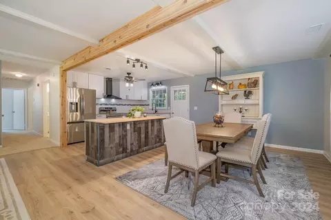 Dining - 4081 Section House Rd, Hickory, NC 28601 photo 1 of 2