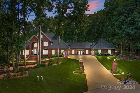 4940 Spring Chase Way, Davidson, NC 28036