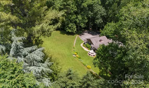 13 Forest Rd, Asheville, NC 28803