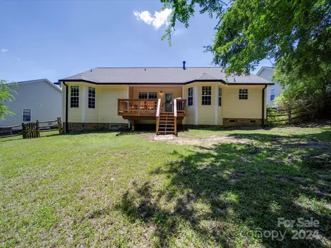 Exterior - 1237 Pressley Downs Dr, Concord, NC 28025 photo 4 of 8