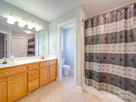 Bath - 1237 Pressley Downs Dr, Concord, NC 28025 photo 1 of 3