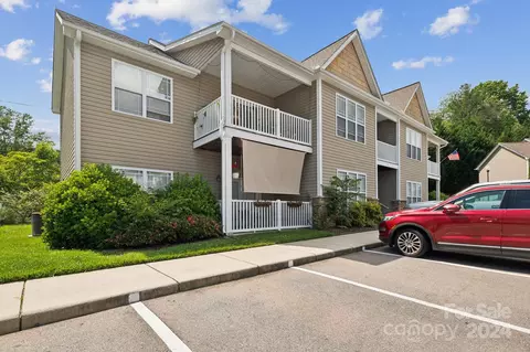 16 Mill Creek A Loop #A, Asheville, NC 28806
