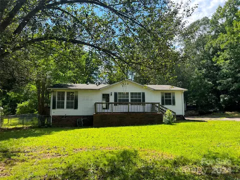 3781 Lee Moore Rd, Maiden, NC 28650