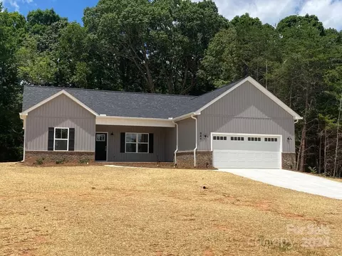 341 Moose Club Rd, Statesville, NC 28677