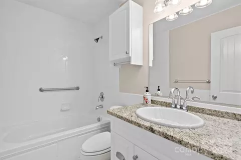 Bath - 7 Forge Dr, Mills River, NC 28759 photo 3 of 3