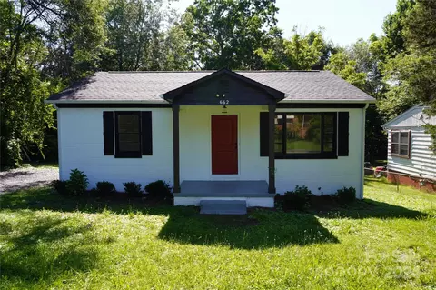 662 Grier St, Statesville, NC 28677