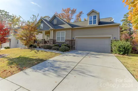 14726 Brannock Hills Dr, Charlotte, NC 28278