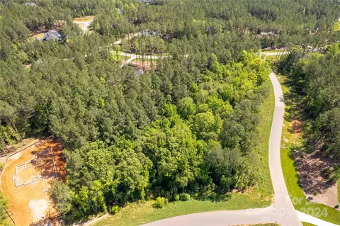 6463 Chimney Bluff Rd, Lancaster, SC 29720 photo 4