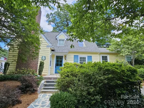 210 Forest Hill Ln, Gastonia, NC 28052