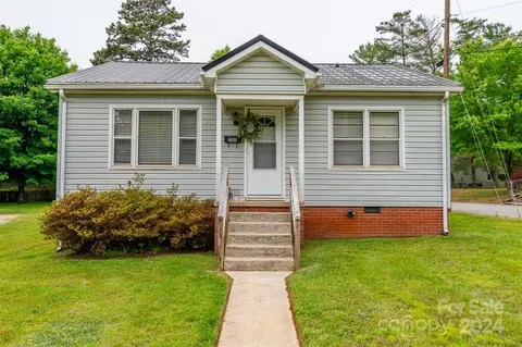 702 S Bostian St, China Grove, NC 28023