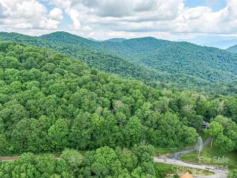 465 El Miner 465 Dr #465, Mars Hill, NC 28754