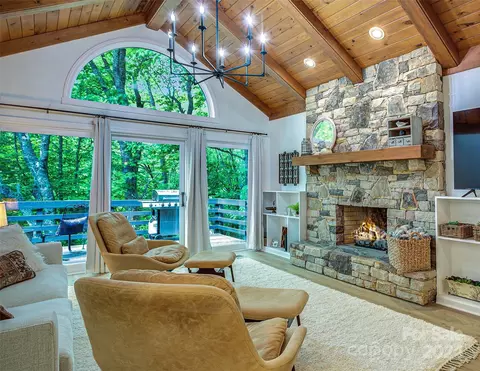 194 Hill Beck 2 Rd #2, Boone, NC 28607