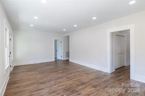 206 E Steele St, Salisbury, NC 28144 photo 9