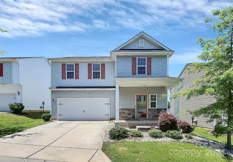 16007 Preston Knoll Ln, Charlotte, NC 28215