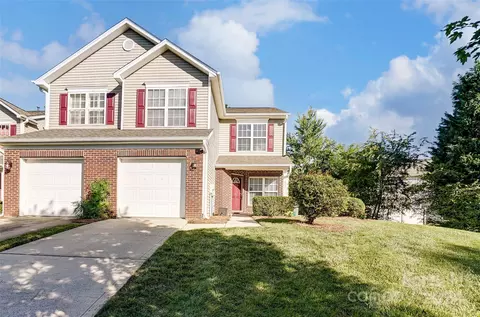 2710 Mill Valley Ct, Matthews, NC 28105