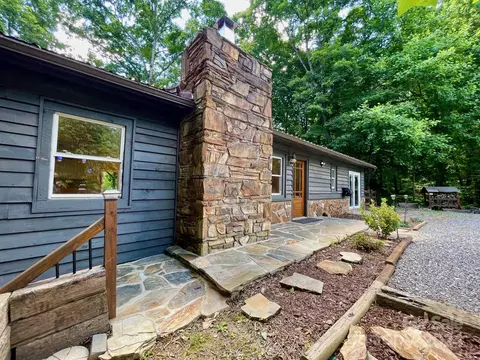 168 Whittier Heights Rd, Whittier, NC 28789