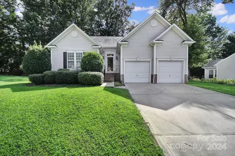 1206 Bridge Knot Ct, Rock Hill, SC 29732