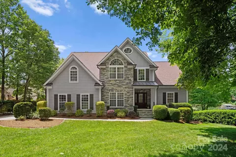 120 Hunter Spring Ln, Mooresville, NC 28117