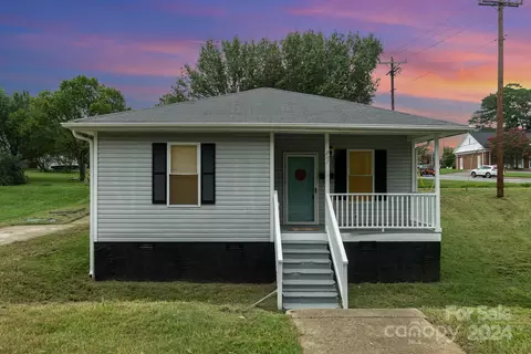207 Brook St, Belmont, NC 28012